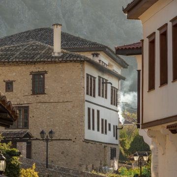Orasul cu cele mai multe cladiri istorice din Romania. Cum incearca patru studenti la Arhitectura sa promoveze casele vechi