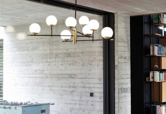 Cum integrezi candelabrul în proiectul tău de design interior: 7 sfaturi de la profesioniști
